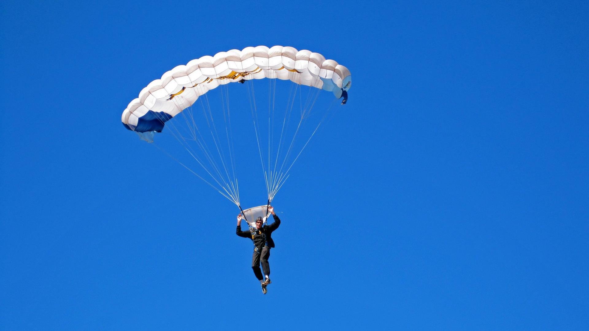 青训政策执行缺乏监督机制,青训政策执行缺乏监督机制的原因