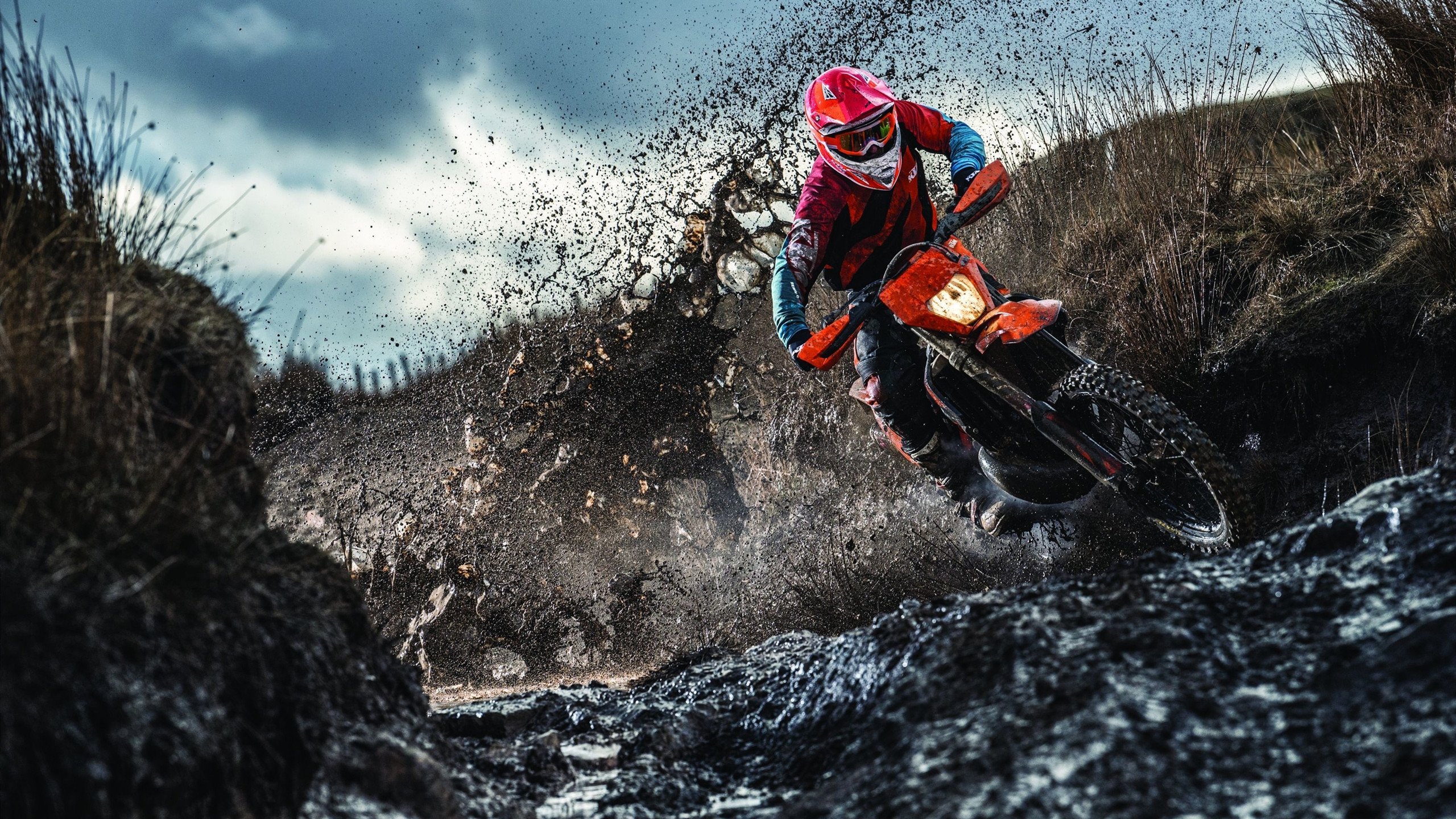 曼联加强锋线引援，滕哈赫心态依旧沉稳，曼联ggmu